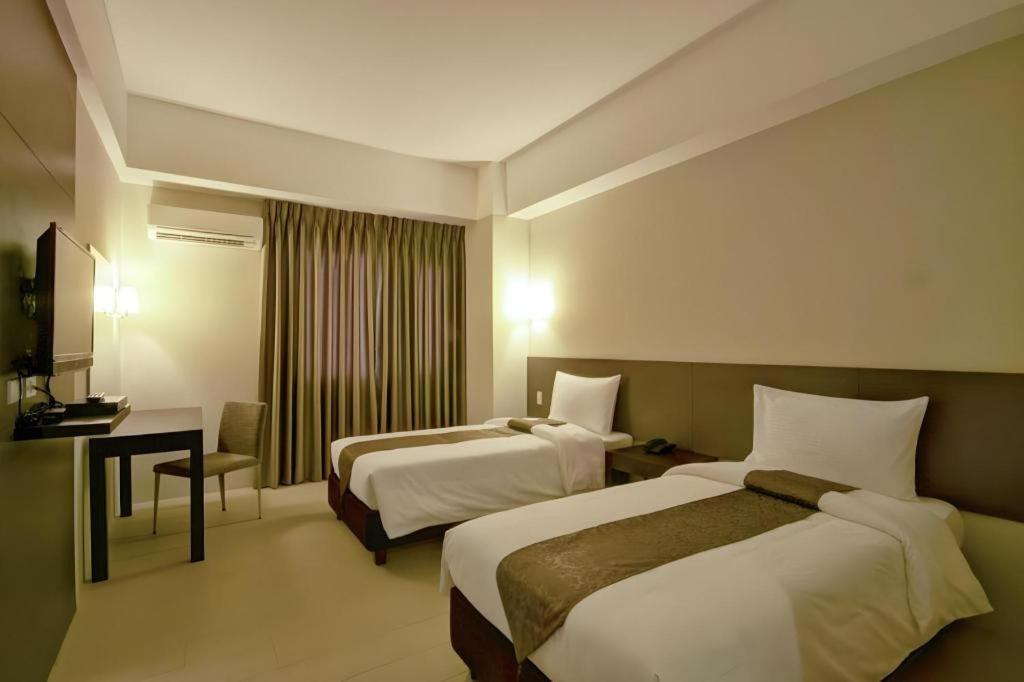 Sequoia Hotel Quezon City Exterior foto