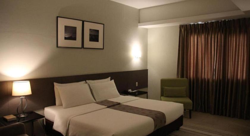Sequoia Hotel Quezon City Exterior foto