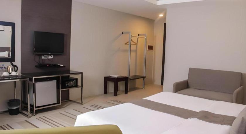 Sequoia Hotel Quezon City Exterior foto